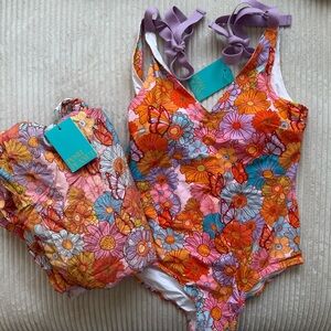 Posh Peanut Meadow Women’s L Swim and matching Kimono